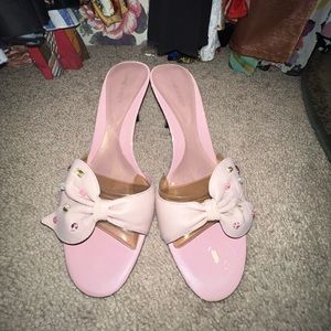Barbie pink Nine West y2k vintage leather bow tie heels w rhinestone attachments